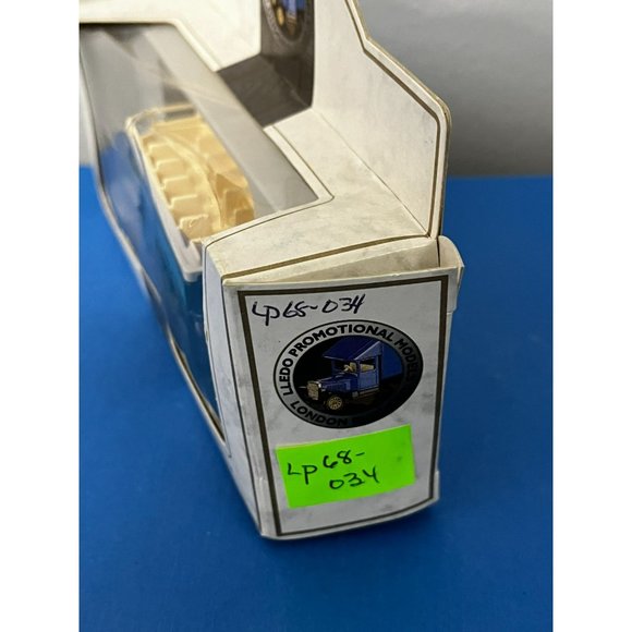 Vintage Lledo AEC Regent Open Top Bus Southern National Warners Holidays - Picture 6 of 9